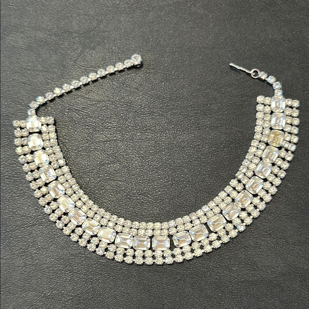 Prong Set Faceted Rhinestone Vintage Necklace